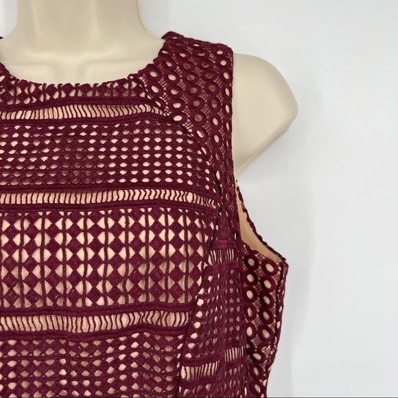 Keepsake The Label Sweet Nothing Burgundy Lace Midi Dress Size Medium - Picture 1 of 14